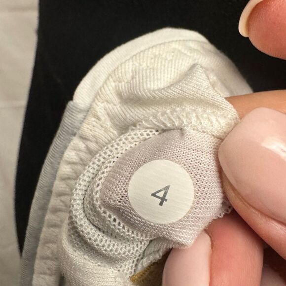 Lululemon Run Catch Me Tank White - Picture 8 of 8